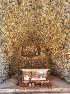 Bazilica Adormirea Maicii Domnului din Cacica (2)